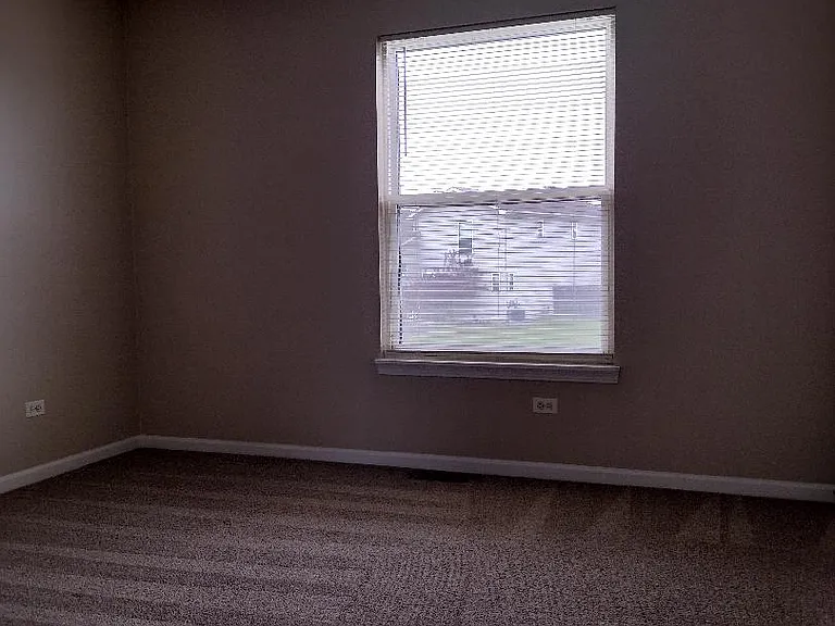 2159 Henning Pl — Photo 15