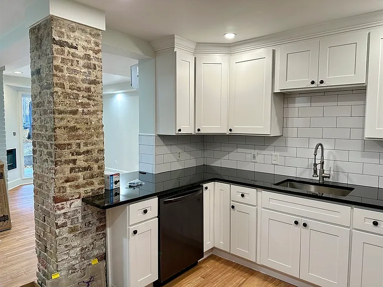 616 Columbus Ave #B1 — Photo 3