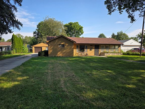 2nd image of 1509 Highview Dr