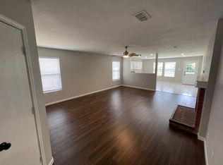 8208 Winding Stream Ln, Denton, TX 76210