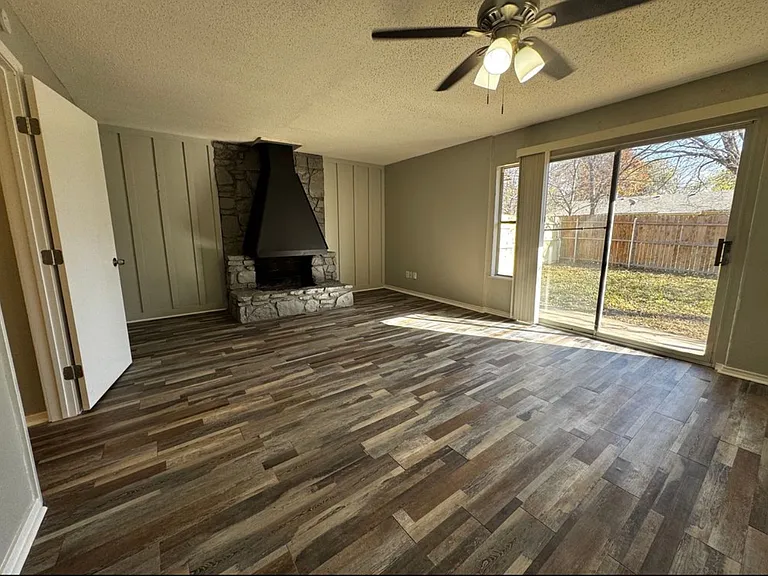 6329 Walraven Cir #6329 — Photo 13