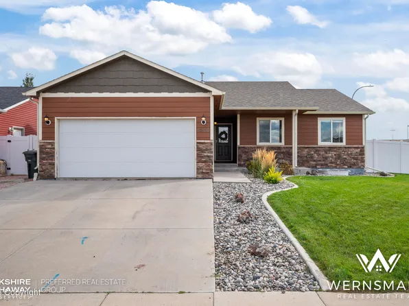 1200 Pintail Dr, Gillette, WY 82718