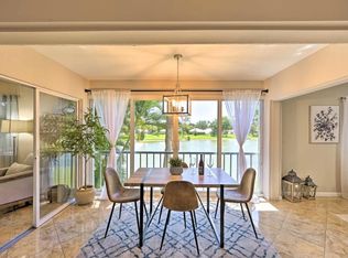 207 Bobolink Way #B, Naples, FL 34105