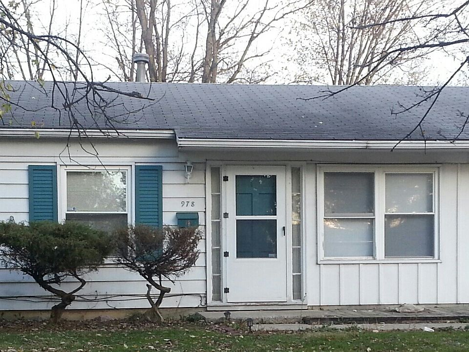 1st image of 978 Richmond Ave