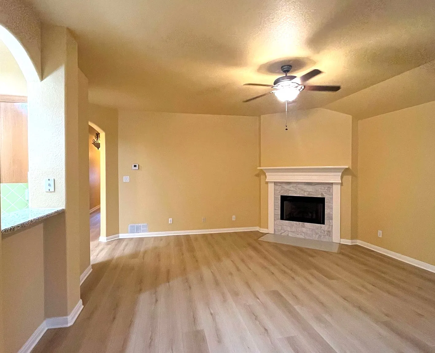 3 bed, 1654 sqft, $1,800 — Photo 2