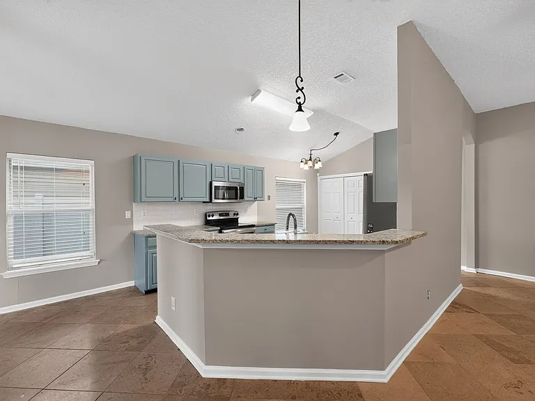 863 Timberjack Ct — Photo 11