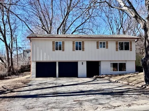 1916 N 75th Dr, Kansas City, KS 66112