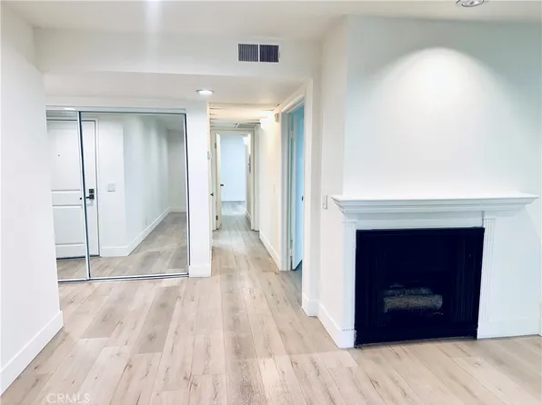 4648 Park Granada, Calabasas, CA