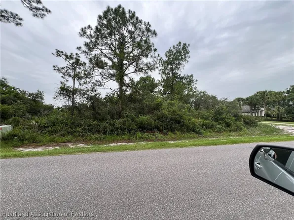 5531 Woods N Irons St, Sebring, FL 33872