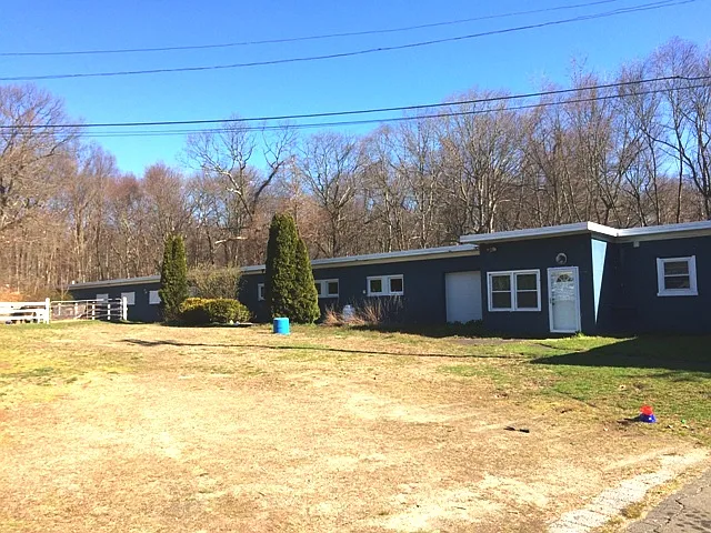 2 Osborne Ln #2 — Photo 11