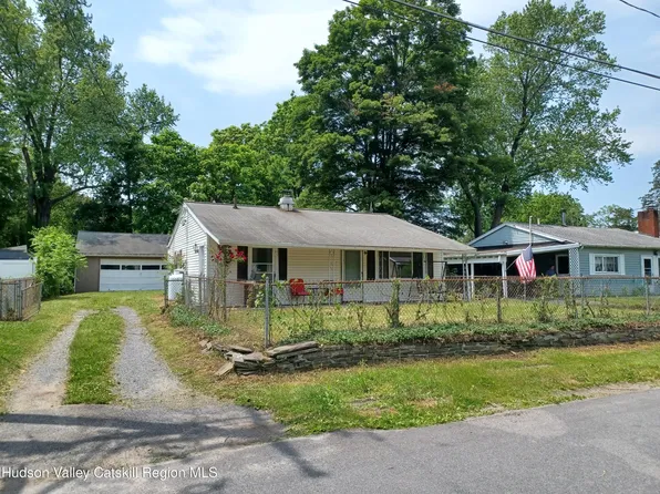 14 Center Road, High Falls, NY 12440