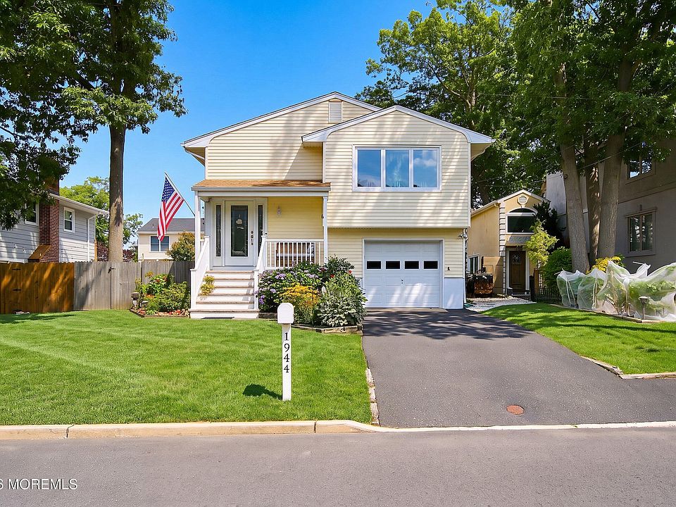 1st image of 1944 Pine Meadow Avenue