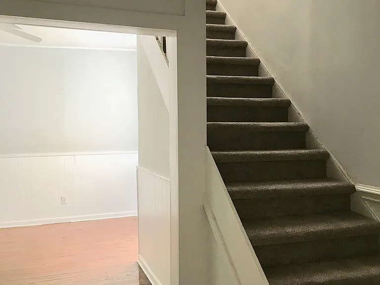 1319 Dover St — Photo 15