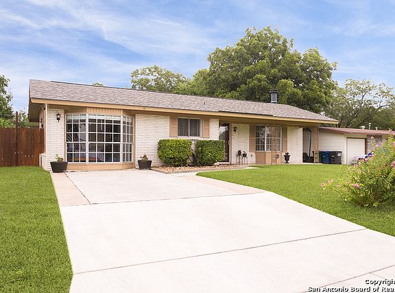 2nd image of 1023 Mount Serolod Dr