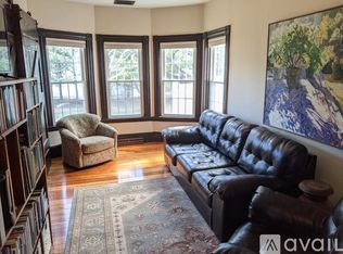 570 Chestnut St #1, Franklin, MA 02038