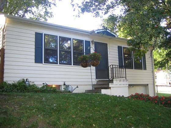 1st image of 7348 S 72nd Ave