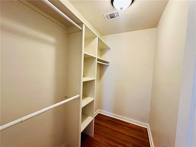 914 N Broad St — Photo 8