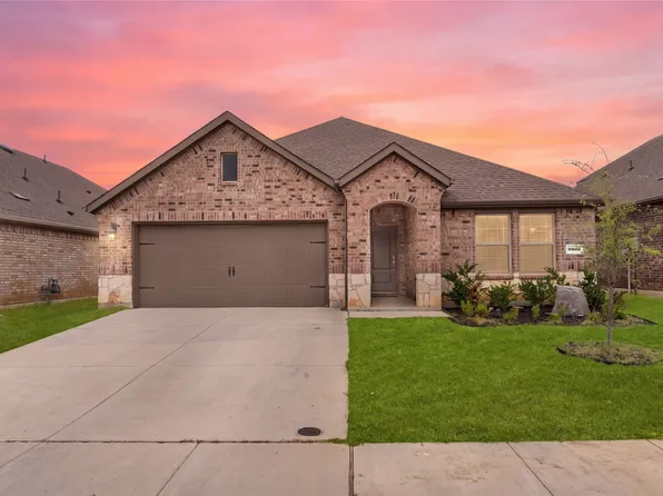 9805 Quail Pointe Rd, Aubrey, TX 76227