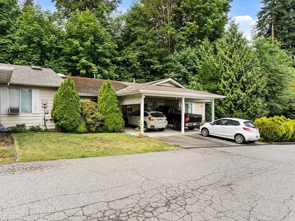3350 Elmwood Dr #19, Abbotsford, BC V2S 6B2