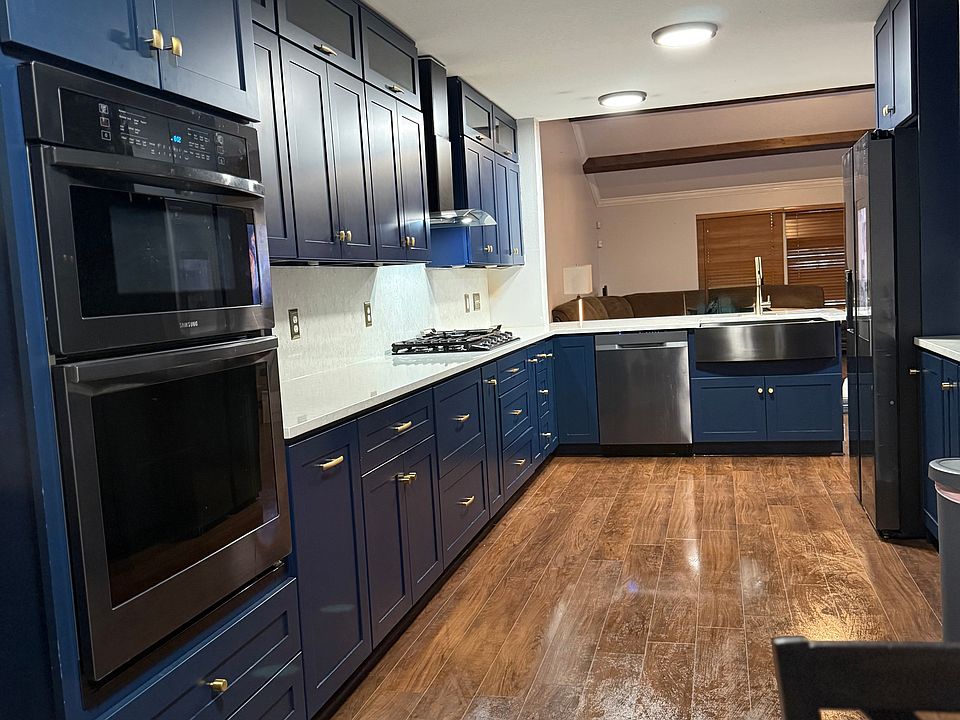 2nd image of 10911 Dove Park Ct