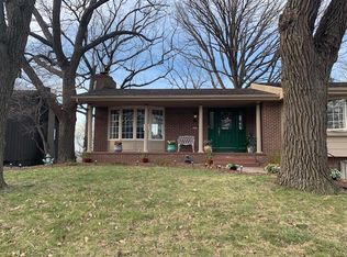 3407 Skyline Dr, Des Moines, IA 50310