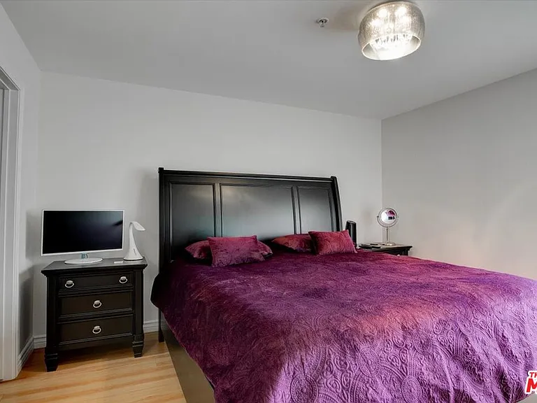 108 W Maple St #27 — Photo 13