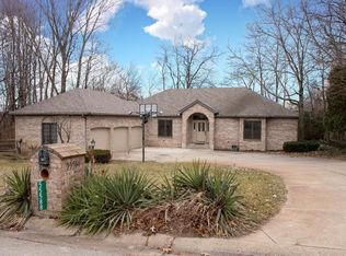 55588 Blue Jay Dr, South Bend, IN 46619