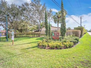 11924 SW 9th Mnr, Fort Lauderdale, FL 33325