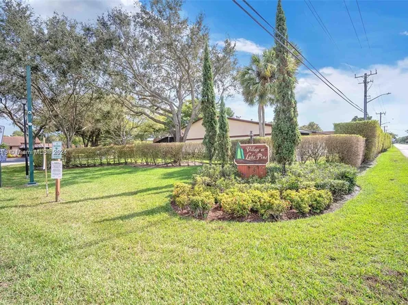 11924 SW 9th Mnr, Fort Lauderdale, FL 33325