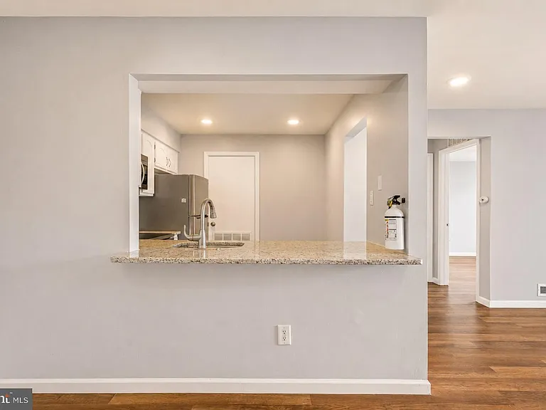 3520 Neils Ct #B — Photo 10