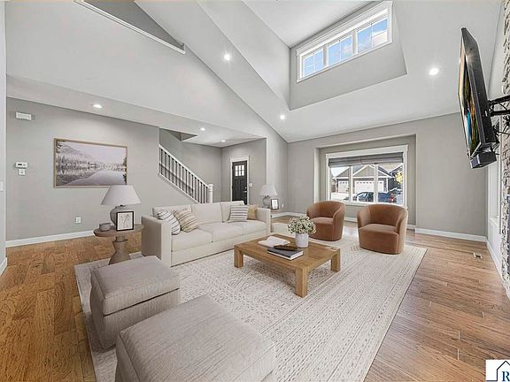 5th image of 317 Oak Marsh Dr