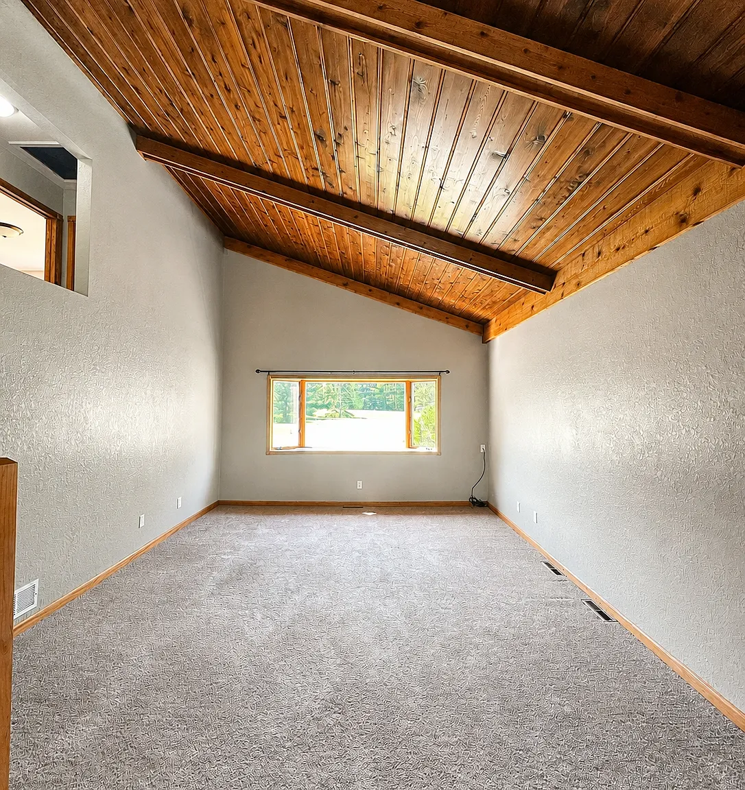 3 bed, 2028 sqft, $3,300 — Photo 4