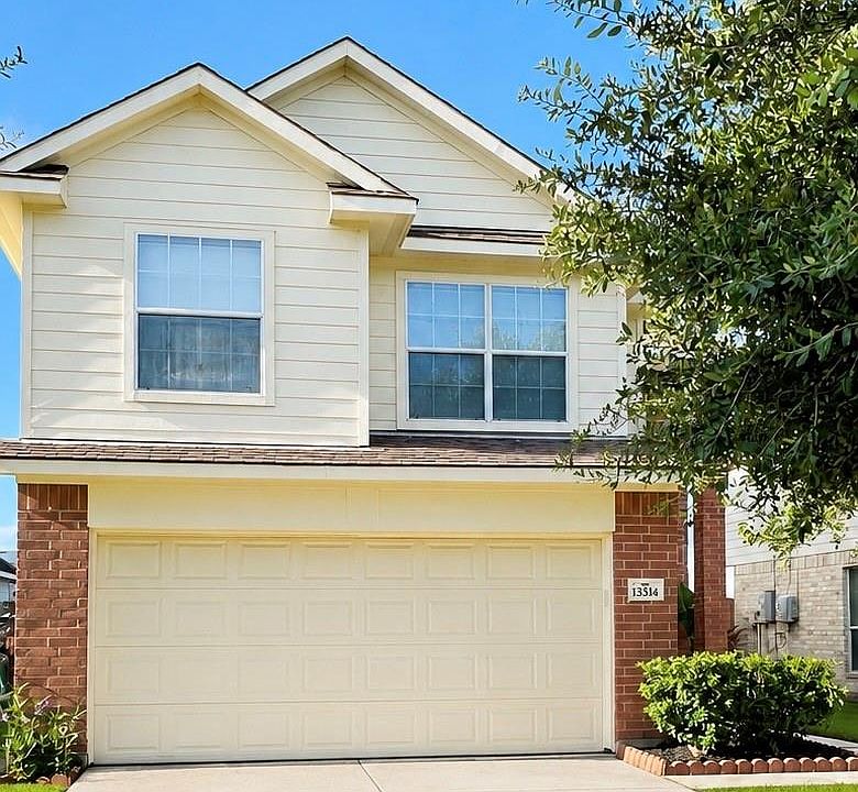 1st image of 13514 Ryan Ridge Ln