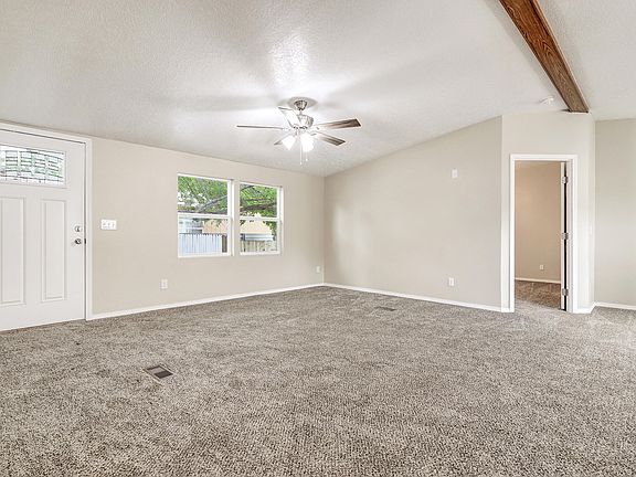 4th image of 1115 Los Claveles Dr SE