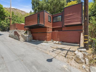 670 Woodland Dr, Sierra Madre, CA, 91024