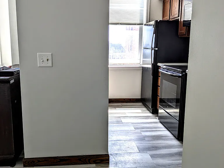 123 N Locust St #2 — Photo 10