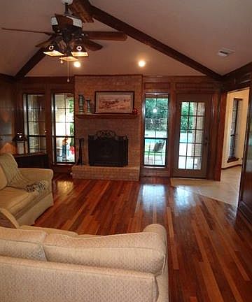5th image of 355 Donna Dr
