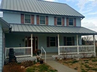 28276 Homestead Rd, Wamego, KS 66547