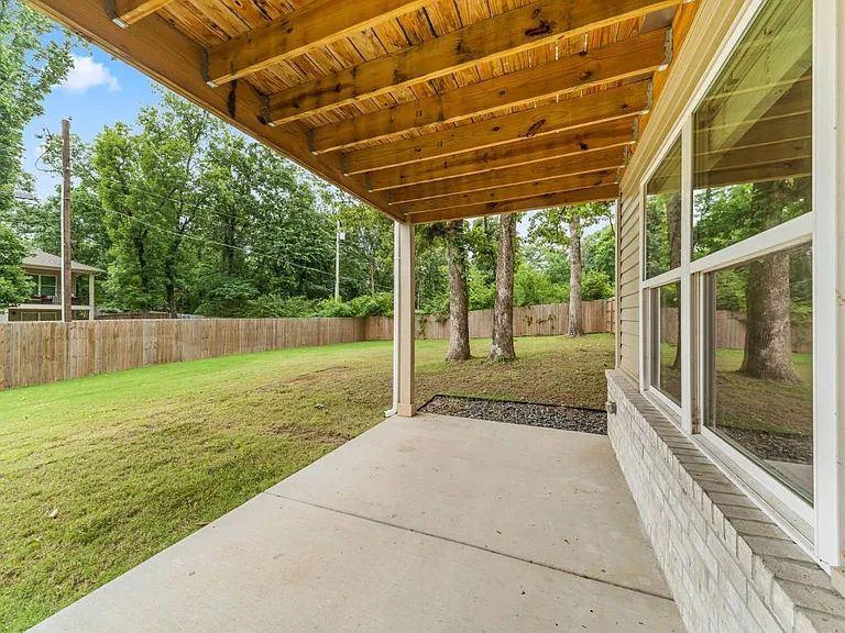 105 Pocola Dr #B — Photo 34