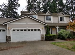 9121 Vancouver Dr NE, Lacey, WA 98516