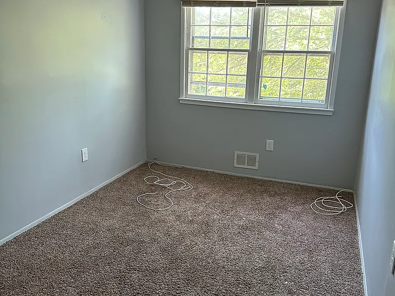 3525 Beale Ct — Photo 4