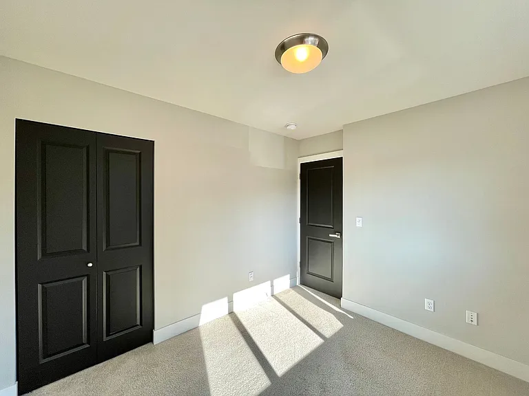 1525 184th St SW — Photo 16