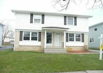 2nd image of 176 S Seine Dr