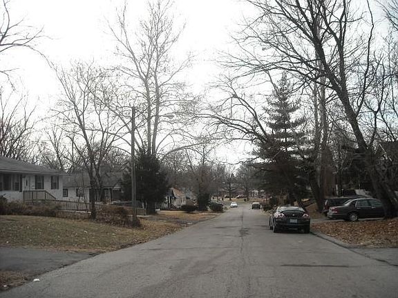 2nd image of 1512 Purdue Ave