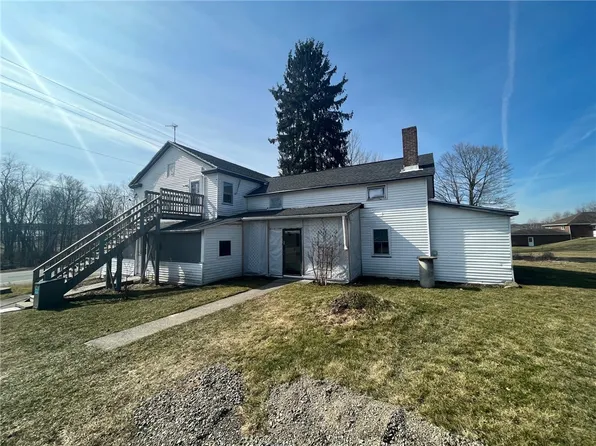 14554 Conneaut Lake Rd, Meadville, PA 16335