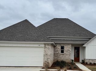 107 Southern Oak Way, Canton, MS 39046