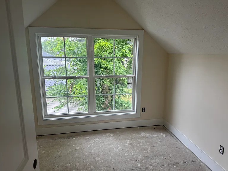 417 N High St #B — Photo 4