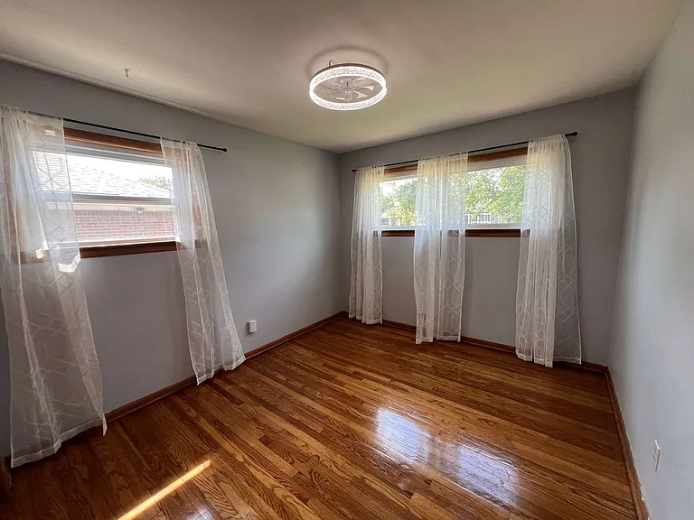 9326 Ackley Rd — Photo 10