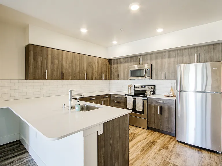 Dunn Motors Apartments — Photo 86