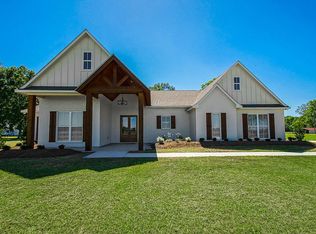 6121 McLin Rd, Port Allen, LA 70767